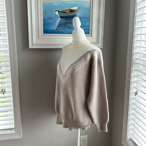 Vintage Chevron Longsleeve Womens Petite Cream Beige Sweater - Picture 2 of 14